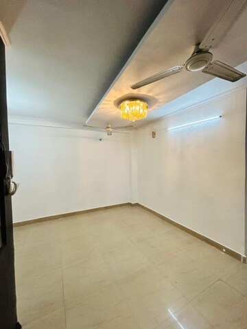 Room in 1 BHK Builder Floor at Igi Airport Area – for Sale