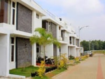  Plot – Exterior View View at Hosur Road - for Sale