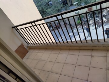 Balcony in 2.5 BHK Apartment at Geotech Pristine Avenue, Sector 16c Greater Noida – for Sale