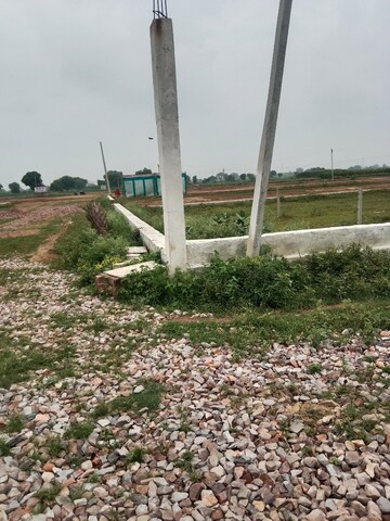  Plot For Sale in Jewar