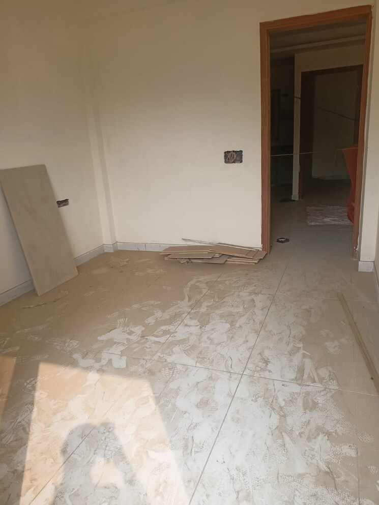 Room, uphaar-homes 3 Bedroom 1085 Sq.Ft. Builder Floor In Rajendra Park Gurgaon 7442891