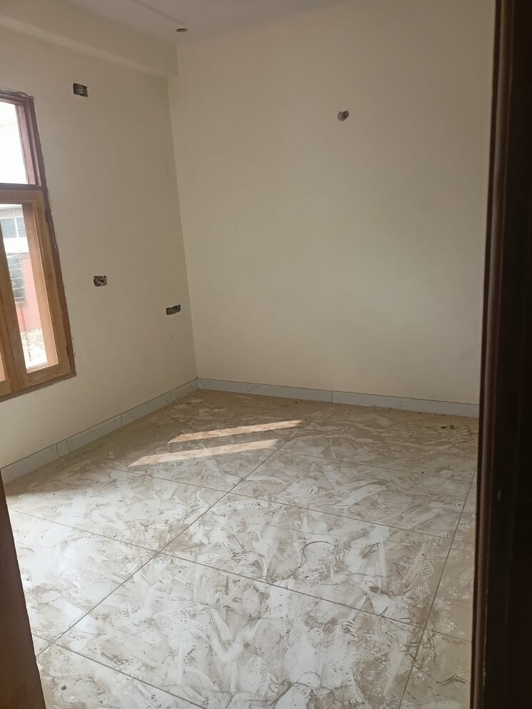 Room, uphaar-homes 3 Bedroom 1085 Sq.Ft. Builder Floor In Rajendra Park Gurgaon 7442891