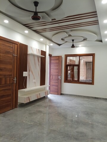 3 BHK Builder Floor For Sale in Mahavir Enclave