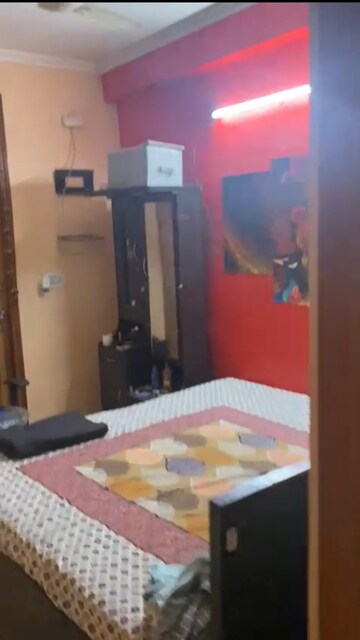 Bedroom in 3.5 BHK Builder Floor at Patparganj – for Sale