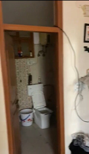 Bathroom in 3.5 BHK Builder Floor at Patparganj – for Sale