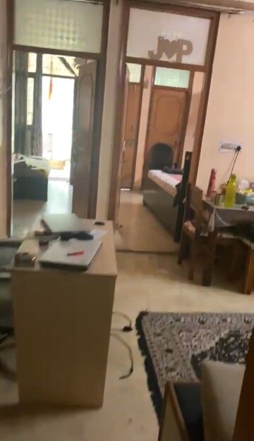 Master Bedroom in 3.5 BHK Builder Floor at Patparganj – for Sale