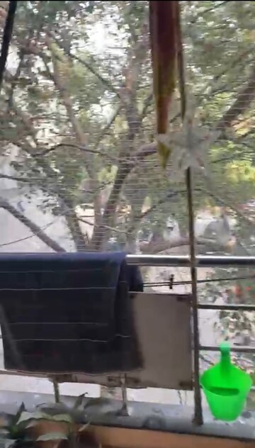 Furnished Amenities in 3.5 BHK Builder Floor at Patparganj – for Sale