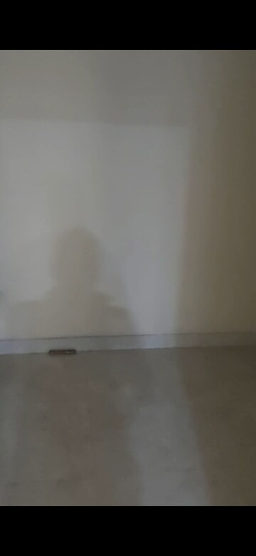 Room in 1.5 BHK Builder Floor at Mayur Vihar Phase 1 – for Sale