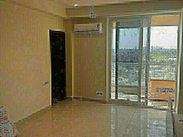 Room in 4 BHK Apartment at Maya Green Lotus Saksham, International Airport Road – for Sale