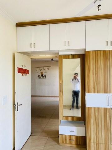 Furnished Amenities in 2 BHK Apartment at Gaur Yamuna City 16th Park View, Gaur Yamuna City – for Sale