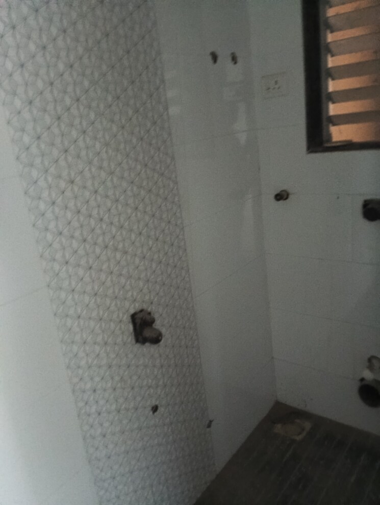 Bathroom, vasundhara-heights 1 Bedroom 580 Sq.Ft. Apartment In Mulund West Mumbai 7444146
