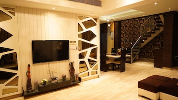 Living Room in 5 BHK Builder Floor at Sector 28 – for Sale