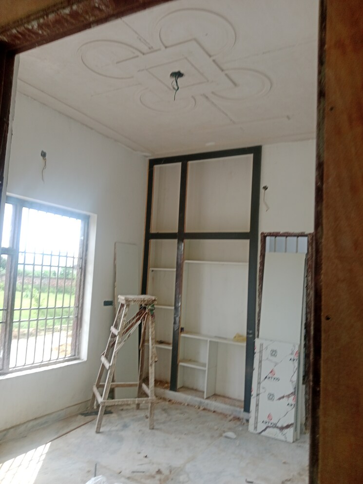 Room, meerut cantt 3.5 Bedroom 130 Sq.Yd. Independent House In Meerut Cantt Meerut 7444215