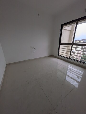 Room in 3 BHK Apartment at Vikas Ritz, Khadakpada – for Sale