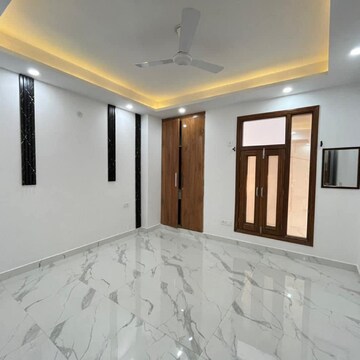 Room in 3 BHK Builder Floor at Chattarpur – for Sale