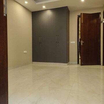 Room in 3 BHK Builder Floor at Chattarpur – for Sale