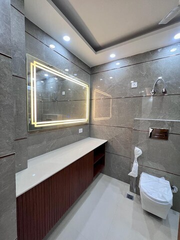 5 BHK Builder Floor For Sale in Sector 16