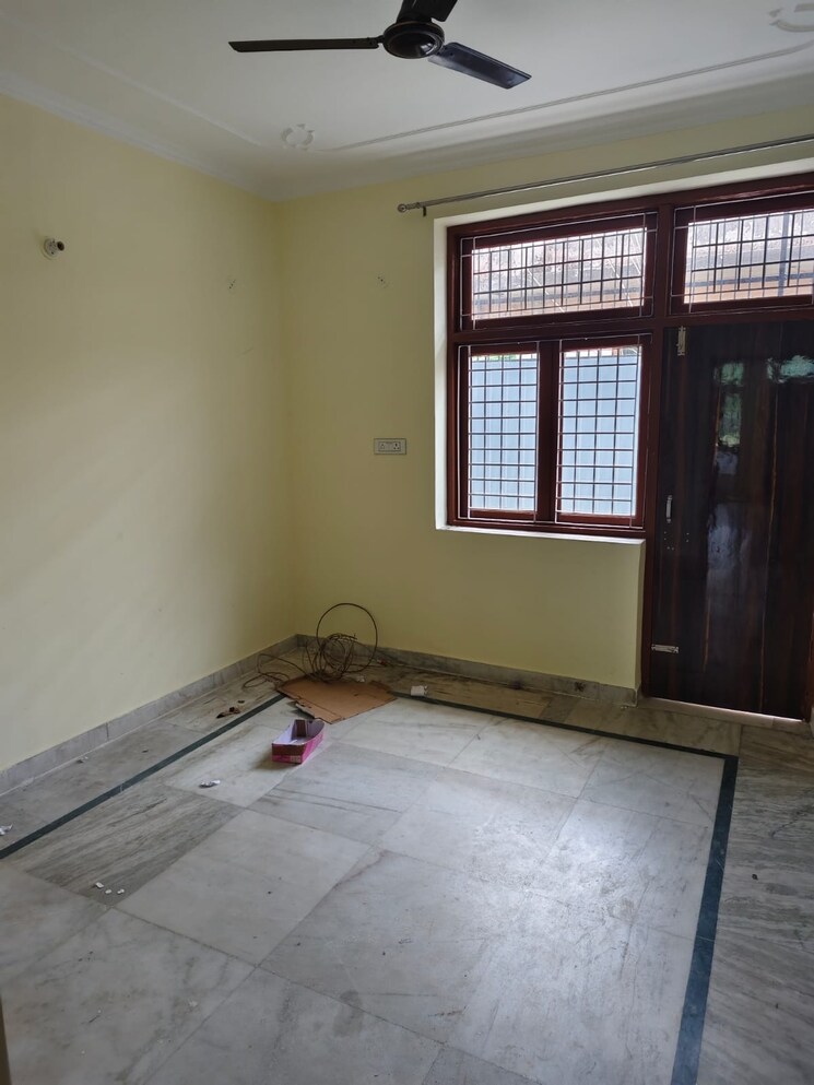 Room, omicron 1a greater noida 3 Bedroom 200 Sq.Mt. Independent House In Omicron 1a Greater Noida Greater Noida 7444598