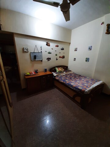 Bedroom in 2 BHK Apartment at Dahisar East – for Sale