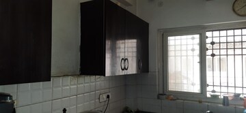 Bathroom in 3 BHK Builder Floor at BPTP District, Sector 81 – for Sale