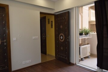 Room in 2 BHK Apartment at M3M Sierra, Sector 68 – for Sale