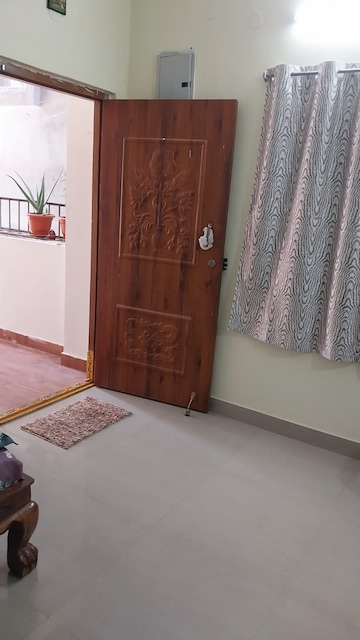 Room in 2 BHK Apartment at Puppalaguda – for Sale