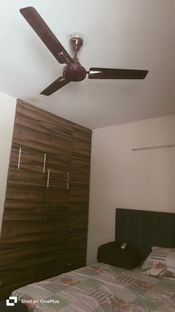 Furnished Amenities in 3 BHK Builder Floor at BPTP Parkland Pride, Sector 77 – for Sale