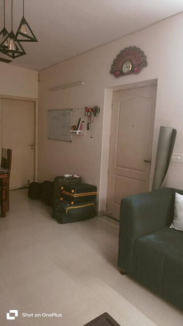 Living Room in 3 BHK Builder Floor at BPTP Parkland Pride, Sector 77 – for Sale