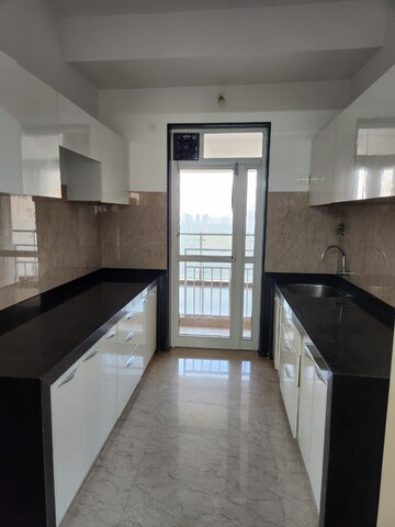 Kitchen in 3.5 BHK Apartment at Oberoi Realty Esquire, Goregaon East – for Sale