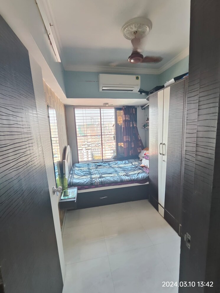 Bathroom, zainab-tower 1 Bedroom 450 Sq.Ft. Apartment In Madanpura Mumbai 7445358