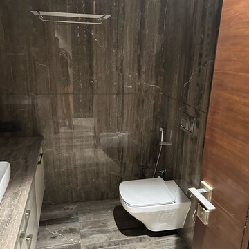 Bathroom in 6+ BHK Villa at Vasant Vihar – for Sale