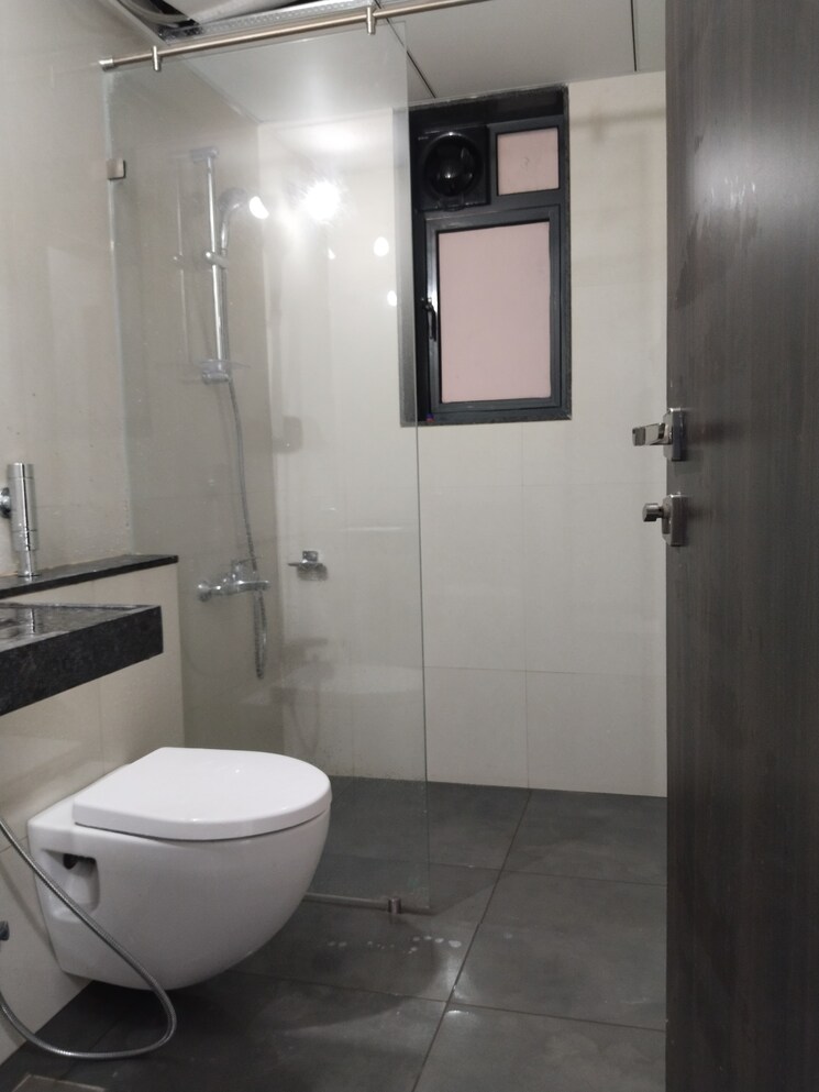 Bathroom, baner 2 Bedroom 950 Sq.Ft. Apartment In Baner Pune 7445685