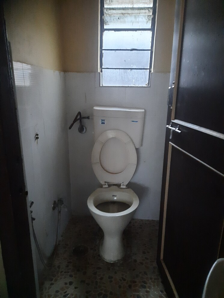 Bathroom, ganga-park 1 Bedroom 600 Sq.Ft. Apartment In Mundhwa Pune 7445969