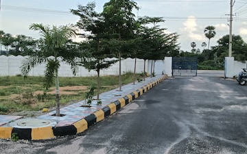 Plot For Sale in Hmt Colony