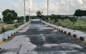 Plot For Sale in Kundanpally