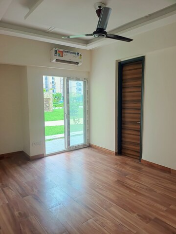 Room in 3 BHK Apartment at Samridhi Luxuriya Avenue, Sector 150 – for Sale