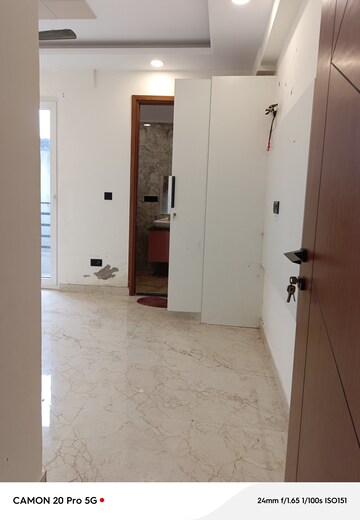 Building Lobby in 1 BHK Builder Floor at Chattarpur – for Sale