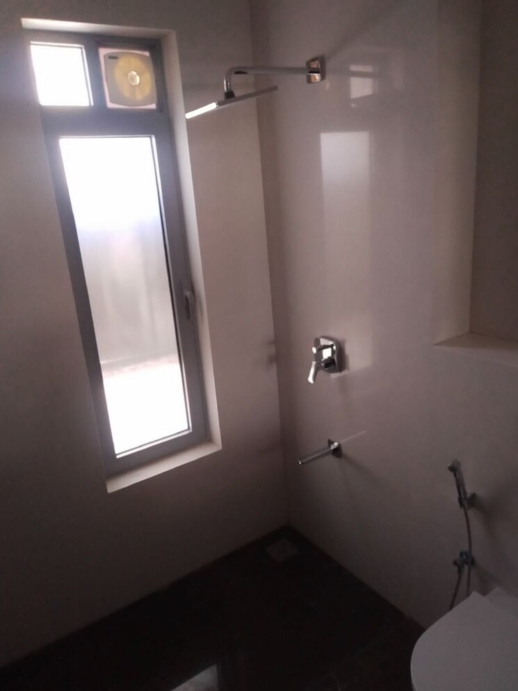 Bathroom, piramal-vaikunth 3 Bedroom 1366 Sq.Ft. Apartment In Balkum Pada Thane 7446359