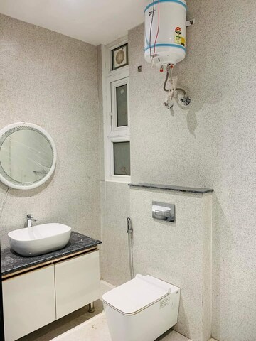 Bathroom in 4 BHK Builder Floor at Ardee City, Sector 52 – for Sale