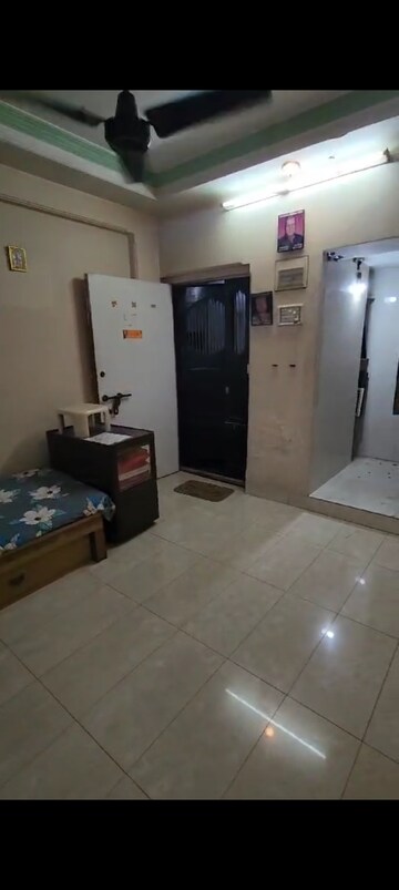 1 BHK Apartment For Rent in Tilak Nagar