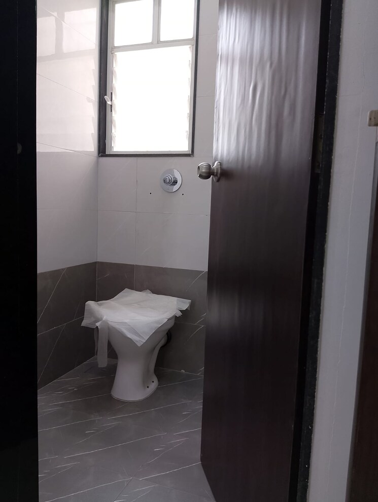 Attached Bathroom, chi v greater noida 2 Bedroom 1045 Sq.Ft. Apartment In Chi V Greater Noida Greater Noida 7446446