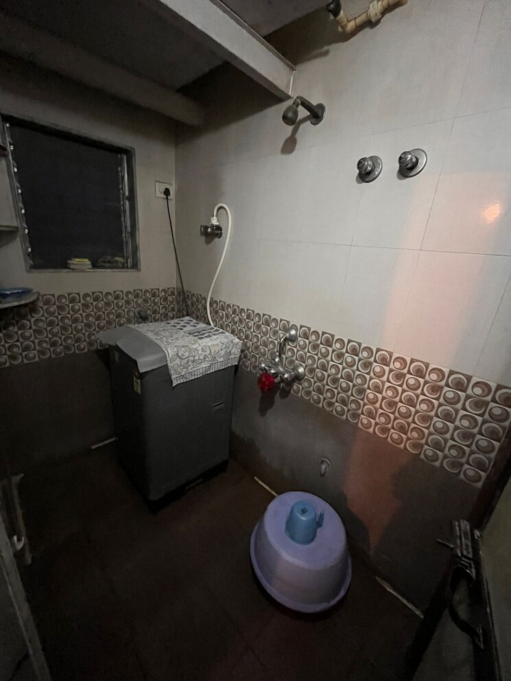 Bathroom, happy-valley 1 Bedroom 530 Sq.Ft. Apartment In Manpada Thane 7446493