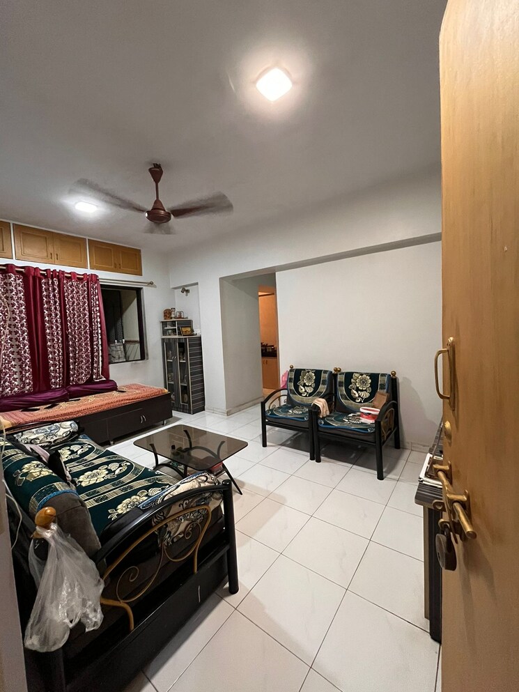 Living Room, happy-valley 1 Bedroom 530 Sq.Ft. Apartment In Manpada Thane 7446493