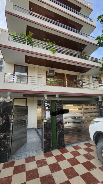 3.5 BHK Builder Floor – Exterior View View at Sector 9 - for Sale
