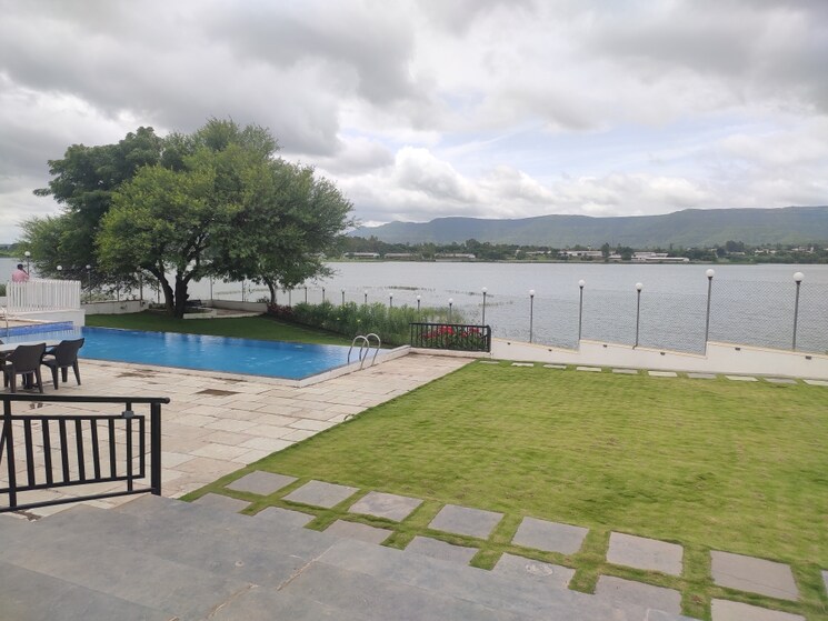 Swimming Pool, by-the-lake 3 Bedroom 2259 Sq.Ft. Villa In Shirwal Pune 7446722