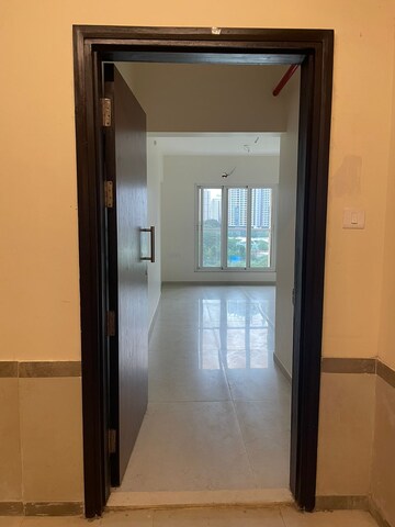 Room in 1.5 BHK Apartment at Dosti West County Phase 4 Dosti Pine, Balkum Pada – for Sale