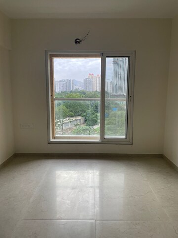 Room in 1.5 BHK Apartment at Dosti West County Phase 4 Dosti Pine, Balkum Pada – for Sale