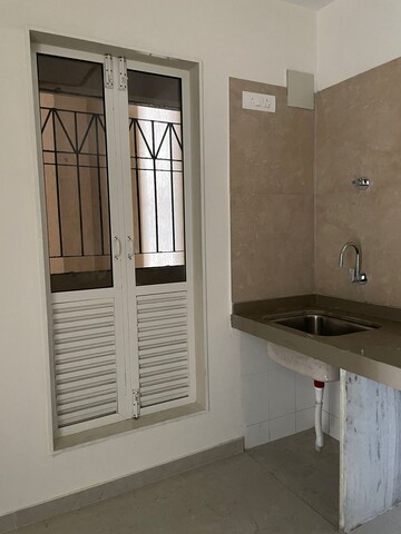 Kitchen in 1.5 BHK Apartment at Dosti West County Phase 4 Dosti Pine, Balkum Pada – for Sale