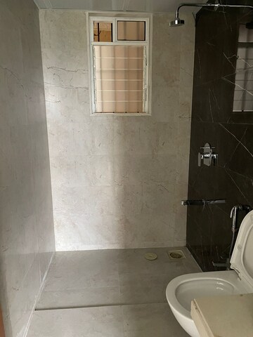 Bathroom in 1.5 BHK Apartment at Dosti West County Phase 4 Dosti Pine, Balkum Pada – for Sale