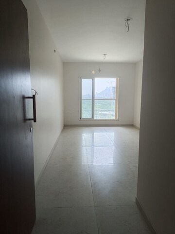 Room in 2 BHK Apartment at Dosti West County Phase 4 Dosti Pine, Balkum Pada – for Sale